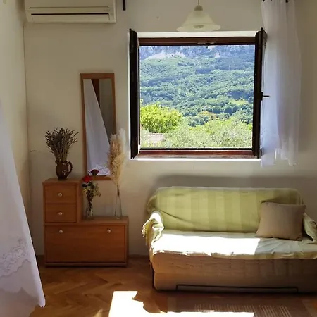 Petra, Baska Jurandvor