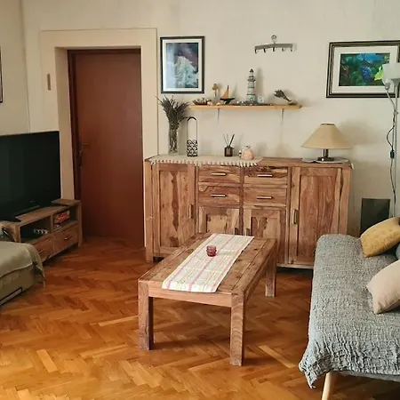 Petra, Baska * Jurandvor