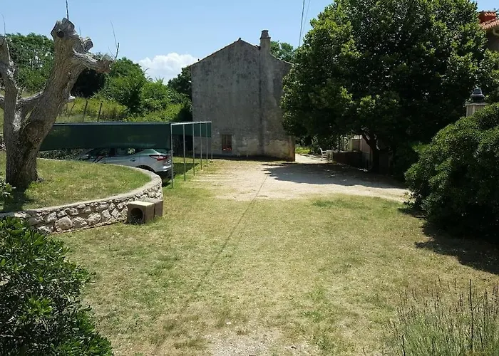 Petra, Baska Apartamento