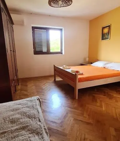 Petra, Baska Apartmán
